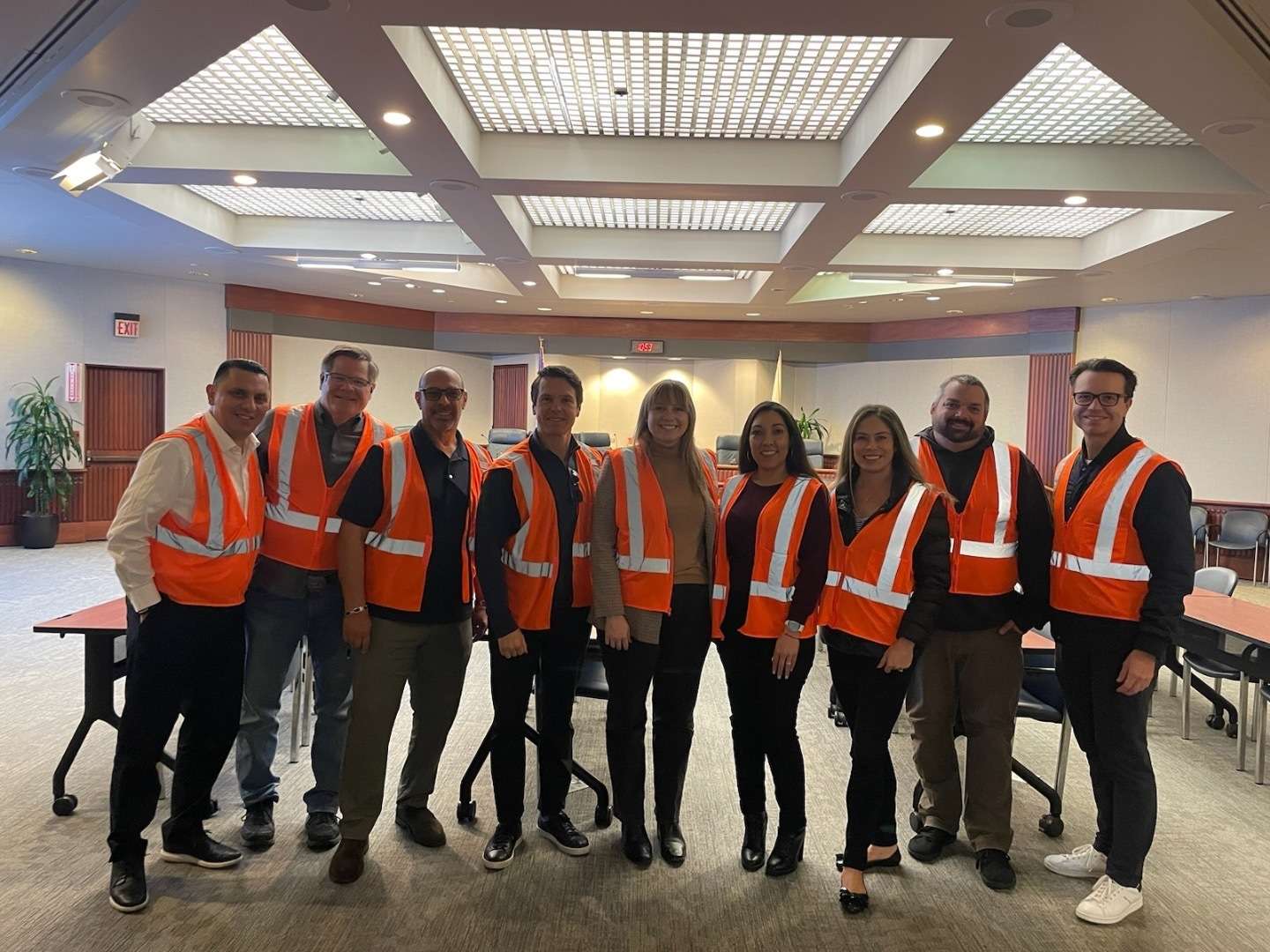 Blue-White® Leadership Tours Orange County Water District para um dia esclarecedor